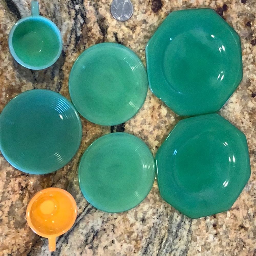 Child’s play jadite tea set
